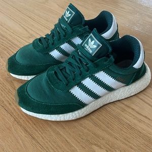 Adidas Iniki Sneaker, Size 5.5 (Mens)